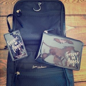 Victoria’s Secret - Travel Toiletries Bag Set